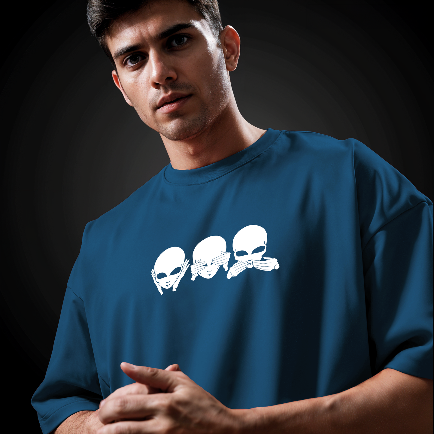 " Three-Wise-Aliens " Printed Over size T-Shirt