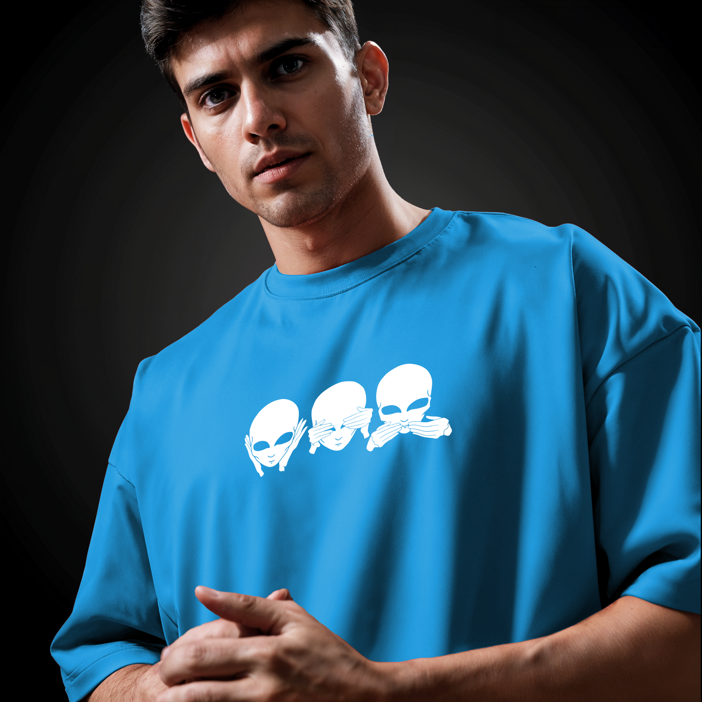 " Three-Wise-Aliens " Printed Over size T-Shirt